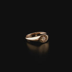 Load and play video in Gallery viewer, Yıldız Şövalye Pırlanta Yüzük